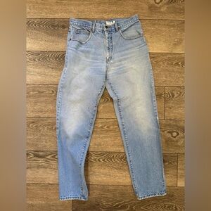 Vintage Jonathan  G medium wash Jeans SZ 34/33”